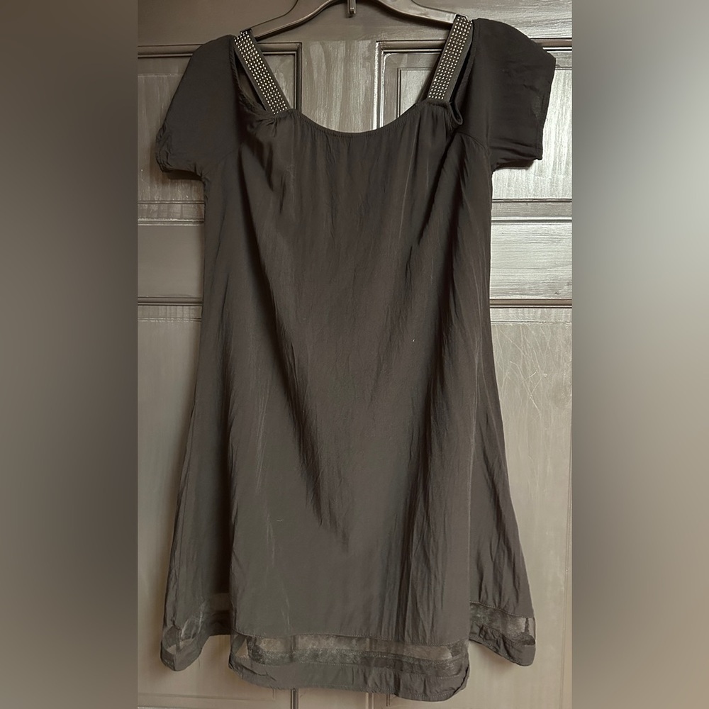 Cold Shoulder, Black Dress, Size M with Studded Stretchy Straps - Picture 4 of 9